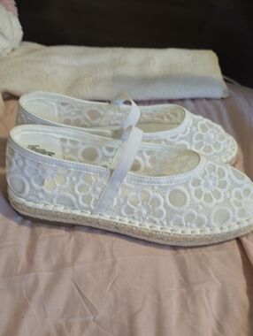 Target White Floral Lace Mary Jane Flats
